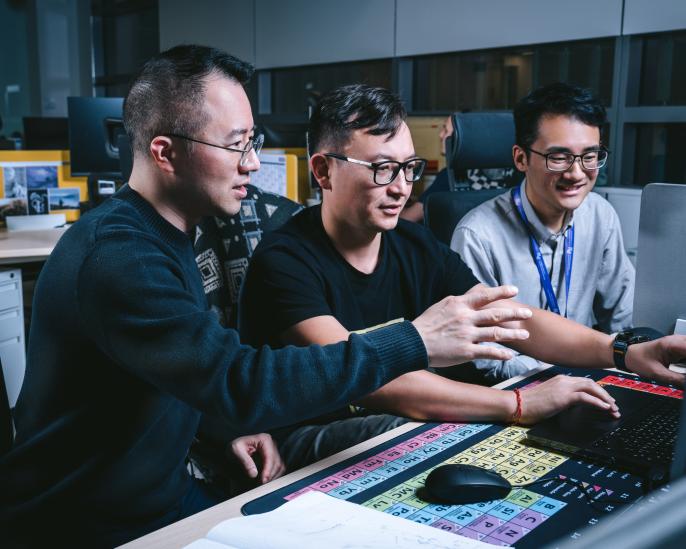 Professor Le Song with students